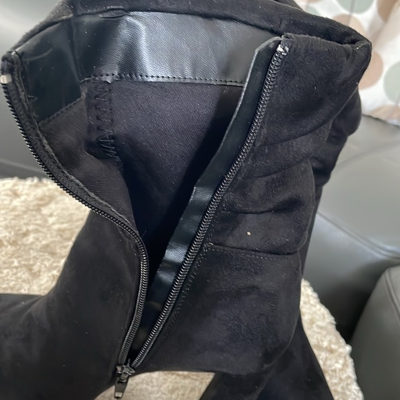 Brand new Suede Booties. - Picture 16 of 17